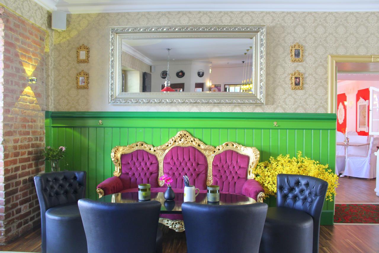 Schiff Hotel 2*